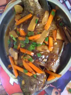 Braised tilapia
