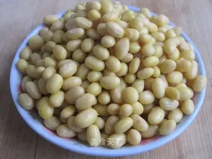 salted soybeans