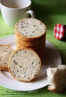 Whole-wheat black sesame toast