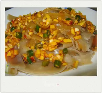 Cold rice noodles