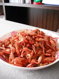 Fried peach blossom shrimp