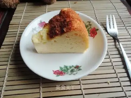 Electric rice cooker version yogurt cake