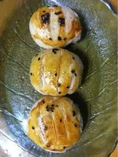 Bean paste and oil shortcake