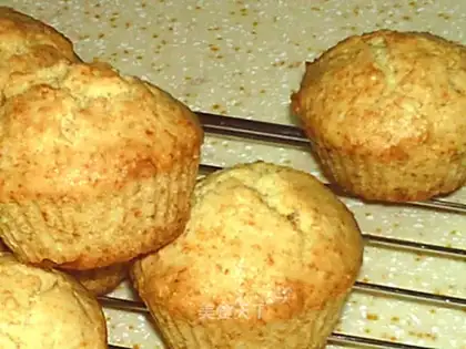 coconut muffin