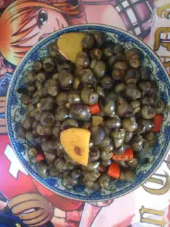 stir-fried field snails