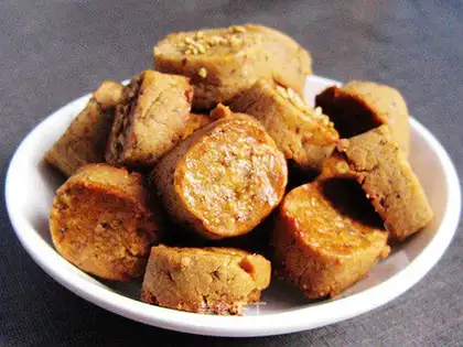 Date paste small crisp