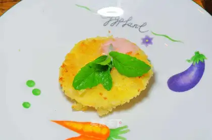 Mint condensed milk apple steak