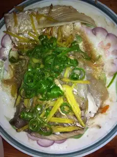 Steamed grass fish belly