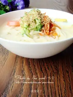 Korean iced soybean milk noodles