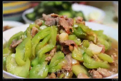 stir-fried pork with loofah