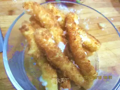 Crispy cheese strips