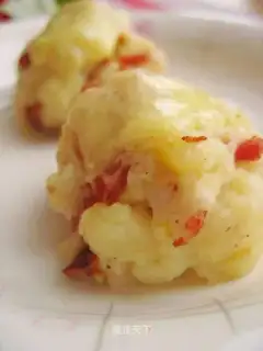 Bacon baked creamy mashed potatoes