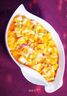 Stewed tofu with salted egg yellow
