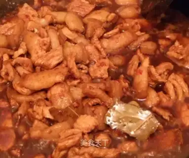 Homemade family fried meat sauce