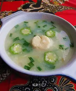 Fresh scallop noodle soup