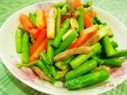 stir-fried shredded pork with asparagus