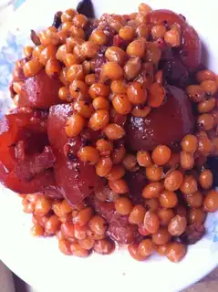 Stewed pork knuckles with soybeans