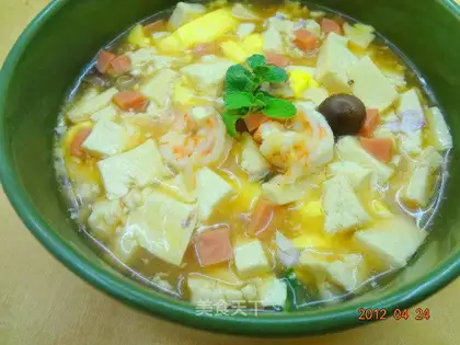 Shrimp and tofu soup