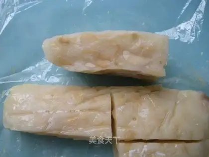 Homemade peanut nougat