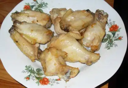 Roasted wings with honey sauce