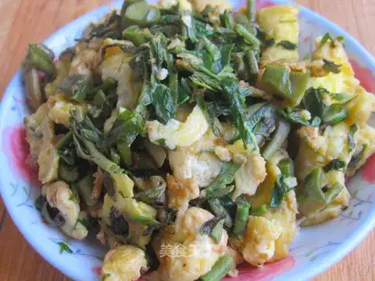 Scrambled eggs with Chinese toon