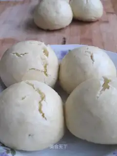 soda ash handmade blooming steamed buns