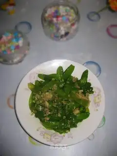 Garlic Dutch peas