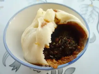 Po Ding Da steamed buns