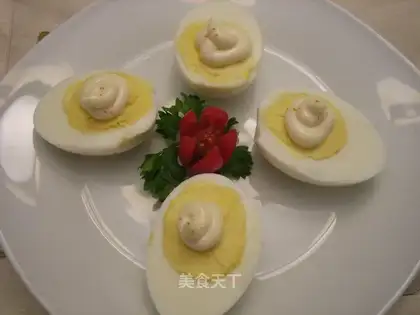 Western-style devil egg