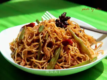 Luoyang braised noodles