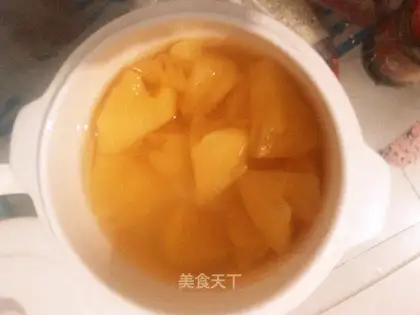 Stewed pineapple