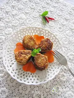 Fried tuna spring bamboo shoots roll