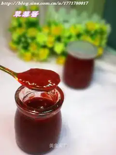 homemade strawberry jam