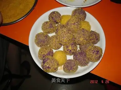 Purple sweet potato pumpkin balls