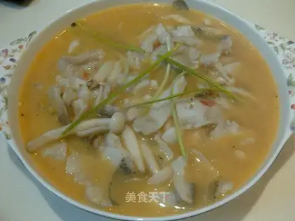 Perch in sour soup