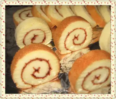 Strawberry cake roll