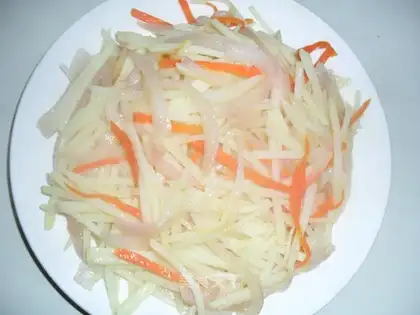 Vinegar shredded potatoes