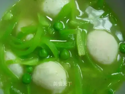 lettuce and fish round soup