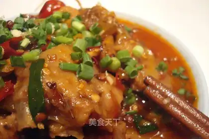 Turkey wings with pickled pepper