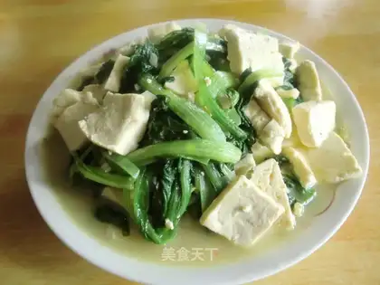 Stewed tofu with cabbage