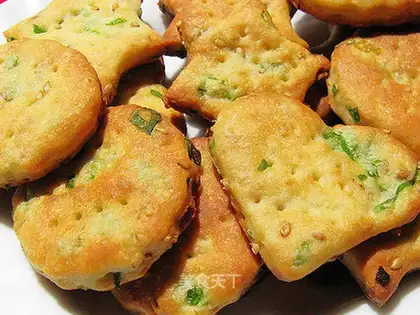 onion soda biscuits