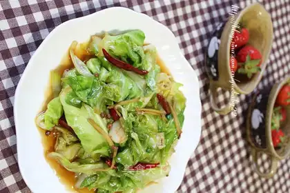 shredded cabbage