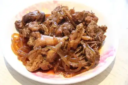 Chicken stewed vermicelli