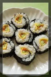 Rolled sushi