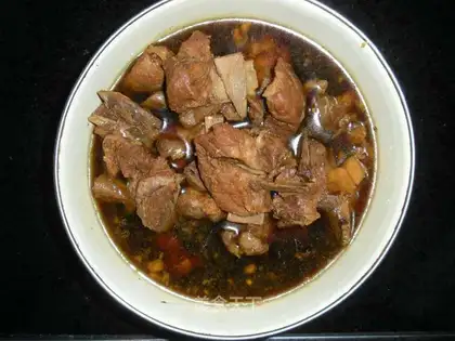 braised pork ribs