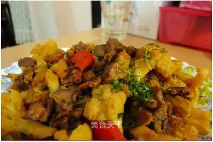 stir-fried chicken gizzards with cauliflower