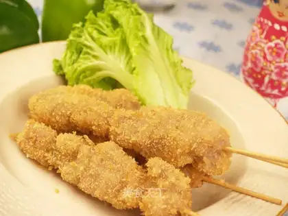 Fried skewers with onion flavor
