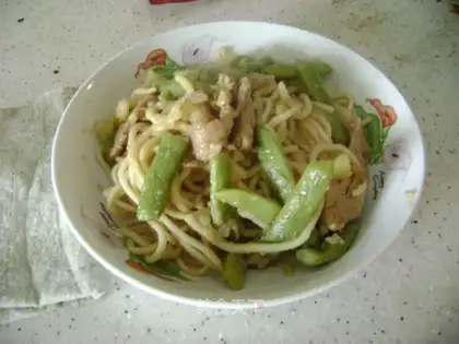Home-cooked braised noodles
