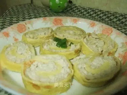 shredded chicken roll