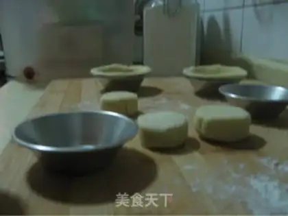 Make Portuguese egg tarts step 4